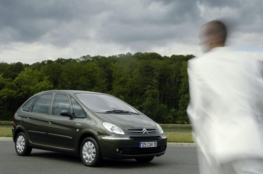  Citroen Xsara Picasso 2000 года  (фото 17 из 63)